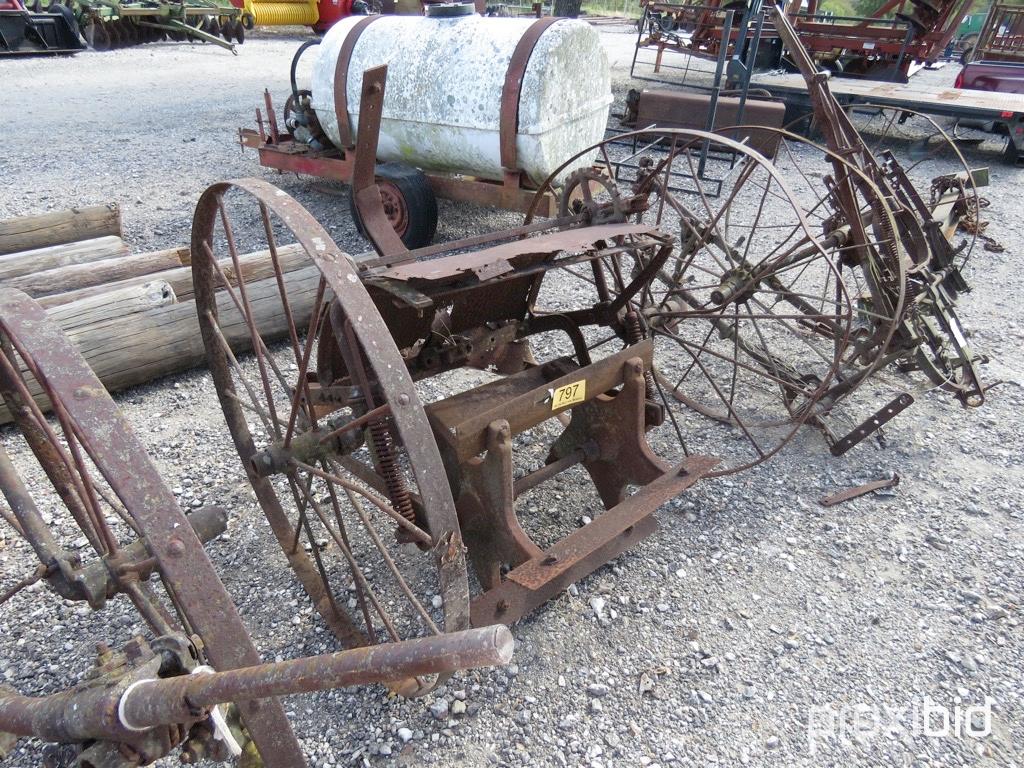 ANTIQUE PLOW