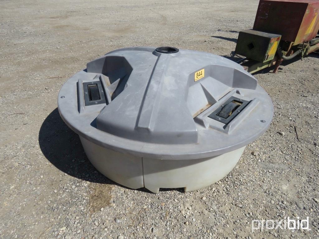 MOLASSES FEEDER