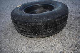 1 - 265 X 70R17 TIRE AND WHEEL