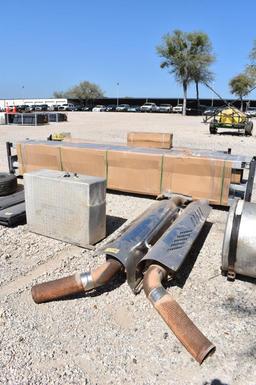 2 - TRUCK STACKS
