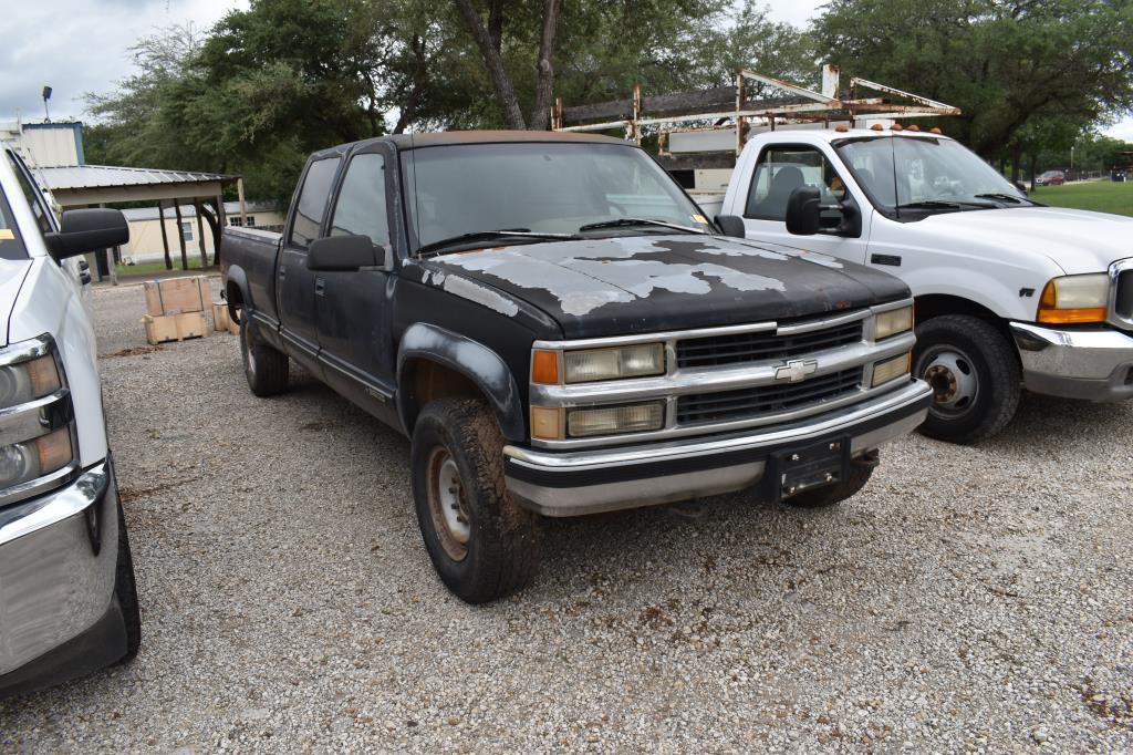 1995 CHEVROLET 3500 PICKUP (NOT RUNNING) (VIN # 1GCHK33KXSF006139) (SHOWING APPX 281,421 MILES, UP T