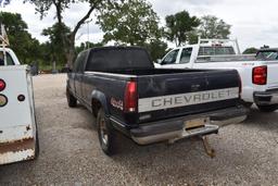 1995 CHEVROLET 3500 PICKUP (NOT RUNNING) (VIN # 1GCHK33KXSF006139) (SHOWING APPX 281,421 MILES, UP T