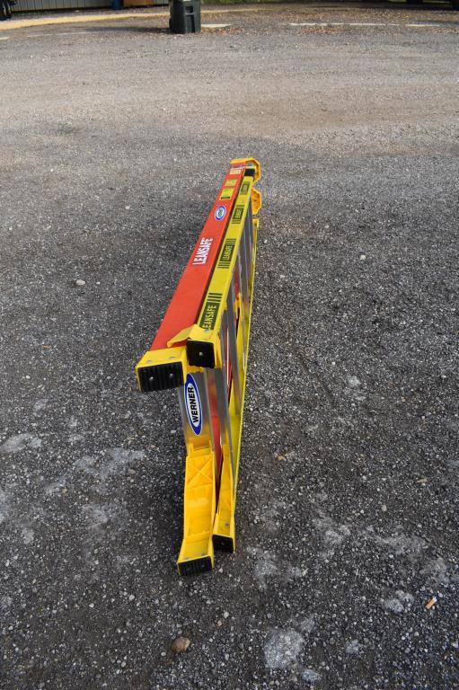 8' STEP LADDER