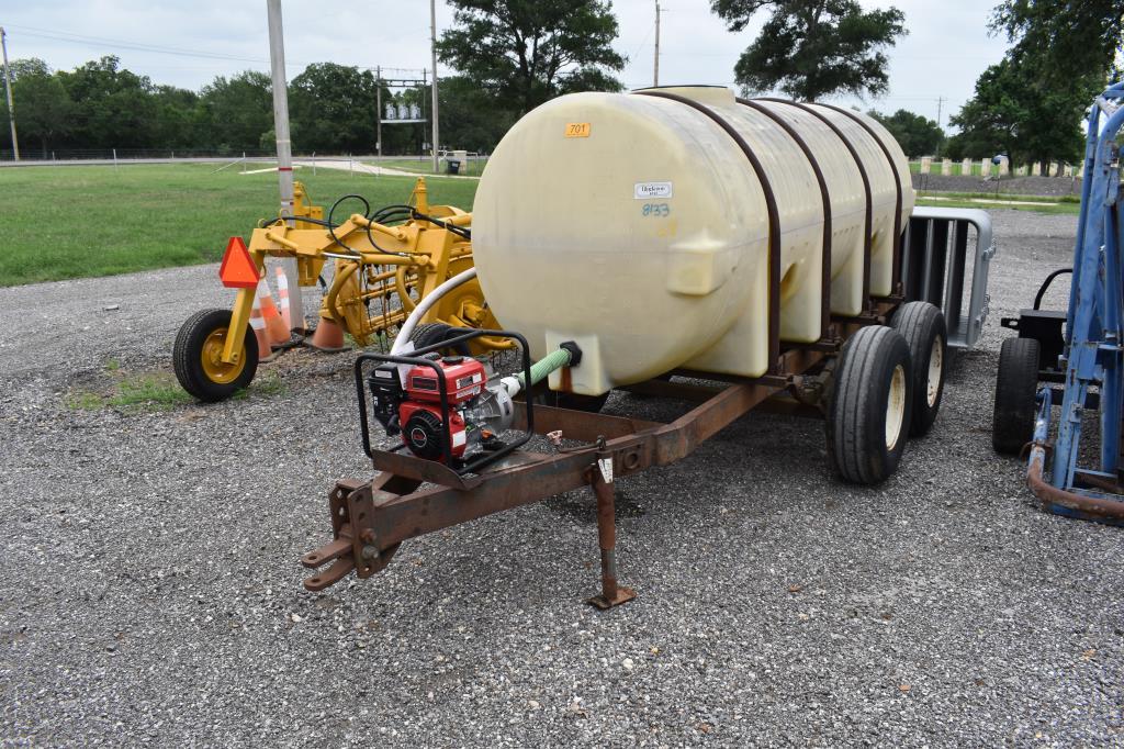 1000 GALLON NURSE TRAILER