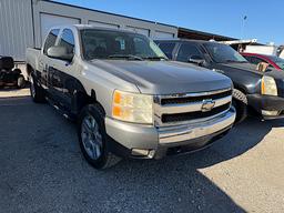 2007 CHEVROLET PICKUP (VIN # 2GCEC13J271653838) (SHOWING APPX 324,109 MILES, UP TO THE BUYER TO DO T