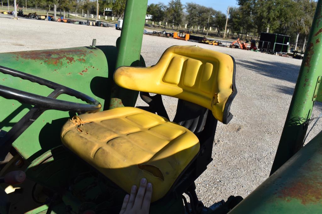 JD 2940 TRACTOR W/ BUSH HOG 2846QT LOADER (SERIAL # 378605) (UNKNOWN HOURS)