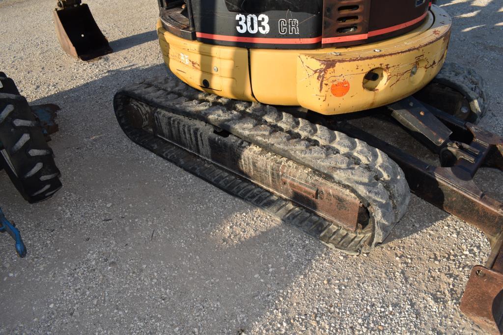 CAT 303CR MINI EXCAVATOR (SERIAL # DMA04293) (SHOWING APPX 2,830 HOURS, UP TO THE BUYER TO DO THEIR