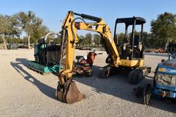 CAT 303CR MINI EXCAVATOR (SERIAL # DMA04293) (SHOWING APPX 2,830 HOURS, UP TO THE BUYER TO DO THEIR