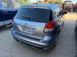 2003 TOYOTA MATRIX (VIN # 2T1KR32E43C062424) (SHOWING APPX 194,631 MILES, UP TO THE BUYER TO DO THEI
