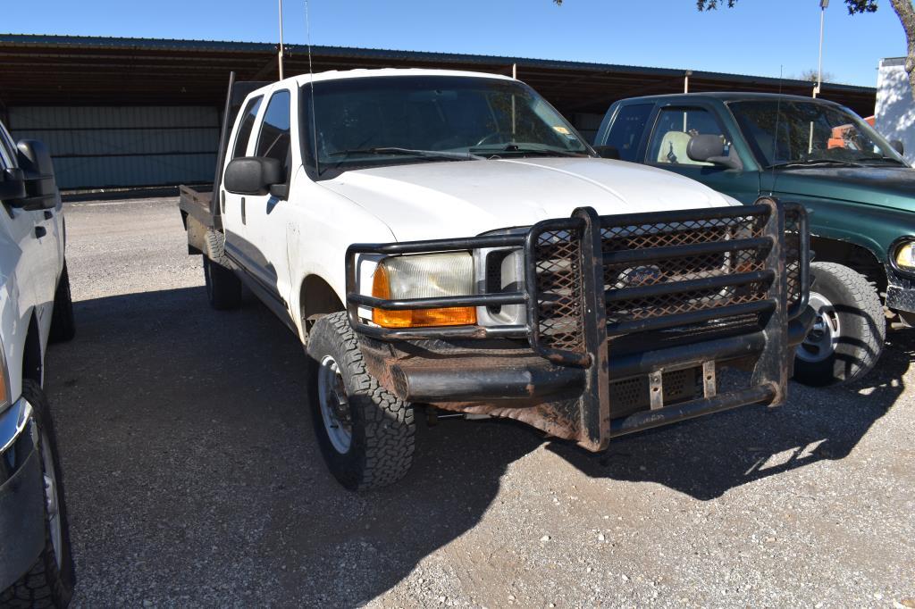 1999 FORD F250 SUPER DUTY XLT PICKUP (VIN # 1FTNW21S3XEA70377) (SHOWING APPX 261,143 MILES,  UP TO T