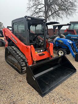 KUBOTA SVL 75-2 SKID LOADER (SERIAL # 1039089) (SHOWING APPX 1,595 HOURS, UP TO THE BUYER TO DO THEI