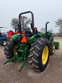 JD 5055E TRACTOR W/ JD H240 LOADER (SERIAL # 1PY5055ELFY110871) (SHOWING APPX 762 HOURS, UP TO THE B