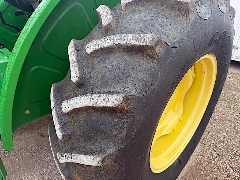 JD 5055E TRACTOR W/ JD H240 LOADER (SERIAL # 1PY5055ELFY110871) (SHOWING APPX 762 HOURS, UP TO THE B