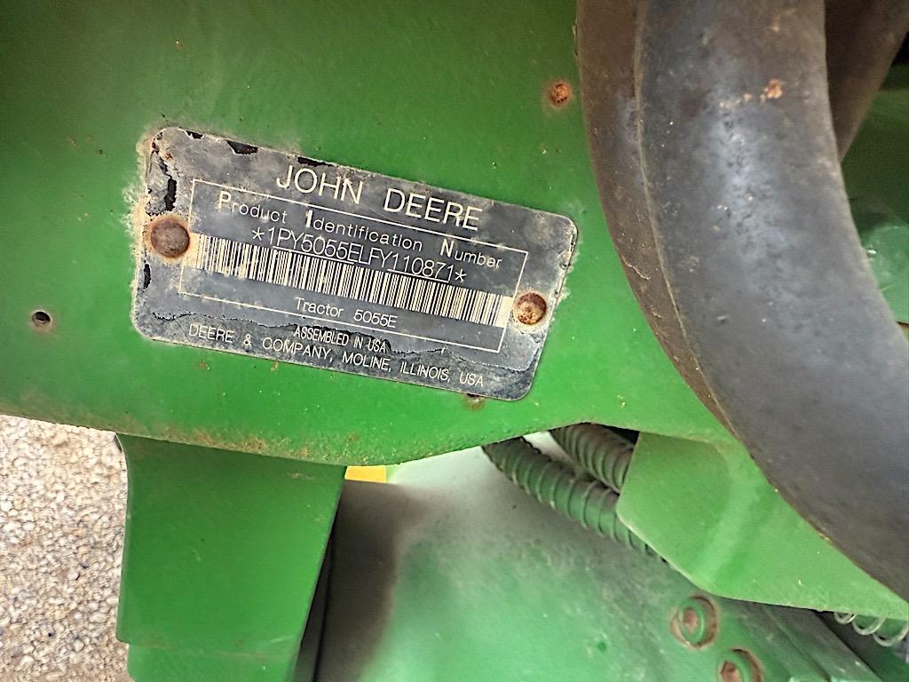 JD 5055E TRACTOR W/ JD H240 LOADER (SERIAL # 1PY5055ELFY110871) (SHOWING APPX 762 HOURS, UP TO THE B