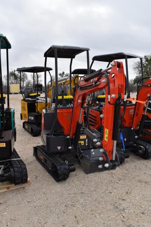 AGT MX15R MINI EXCAVATOR (SERIAL # MX15R2024J0000280) (K)
