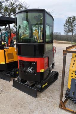 VICSEC VC13C MINI EXCAVATOR (SERIAL # VC13C241210) (K)