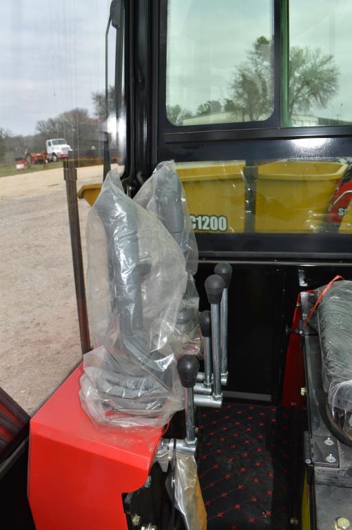 VICSEC VC13C MINI EXCAVATOR (SERIAL # VC13C241210) (K)