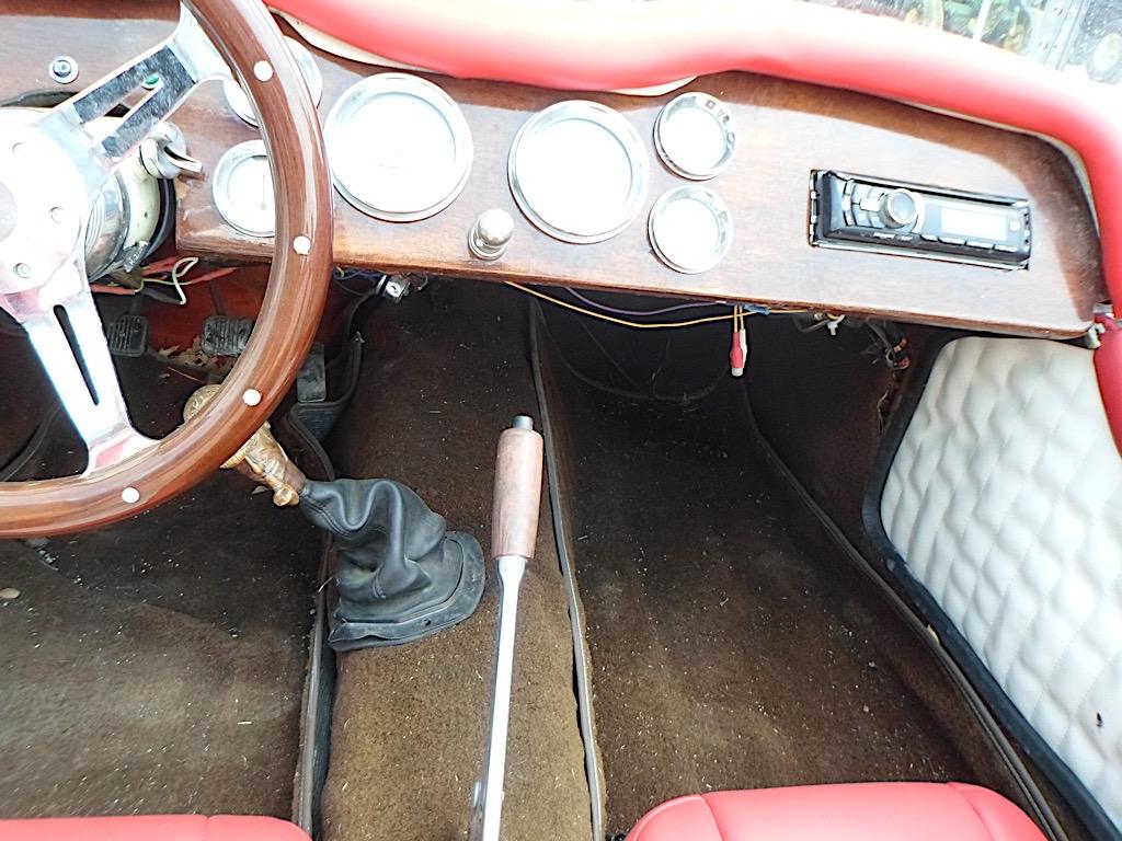 2018 MERCEDES GAZELLE KIT CAR (VIN # 0K0321617920) (SHOWING APPX 7,207 MILES, UP TO THE BUYER TO DO