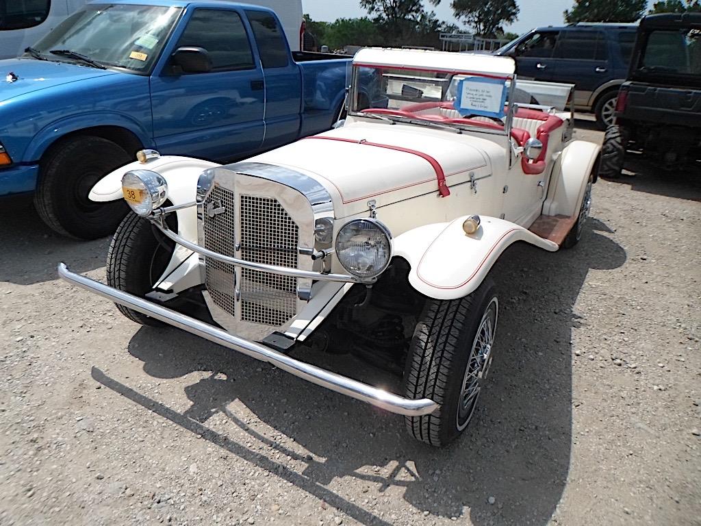2018 MERCEDES GAZELLE KIT CAR (VIN # 0K0321617920) (SHOWING APPX 7,207 MILES, UP TO THE BUYER TO DO