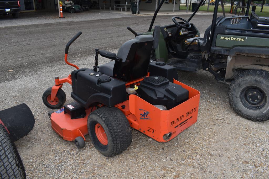 BAD BOY PRO SERIES 60" ZERO TURN MOWER (NOT RUNNING) (SERIAL # BBZ6027K005121943) (SHOWING APPX 677