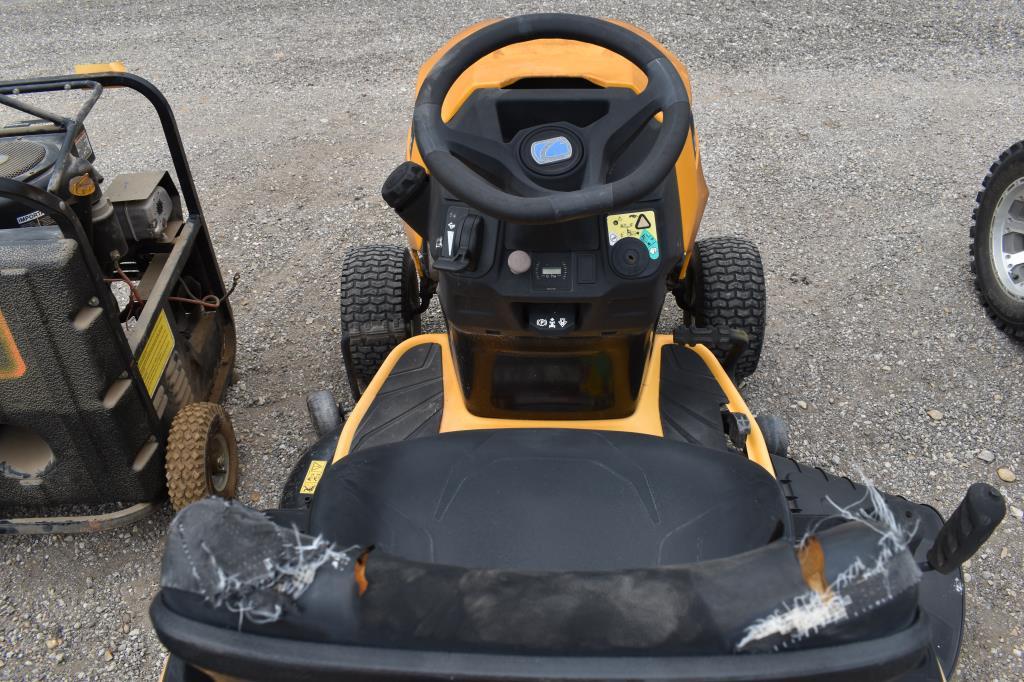 CUB CADET XT1 RIDING MOWER (SERIAL # 1J125H60030) (SHOWING APPX 262 HOURS, UP TO THE BUYER TO DO THE