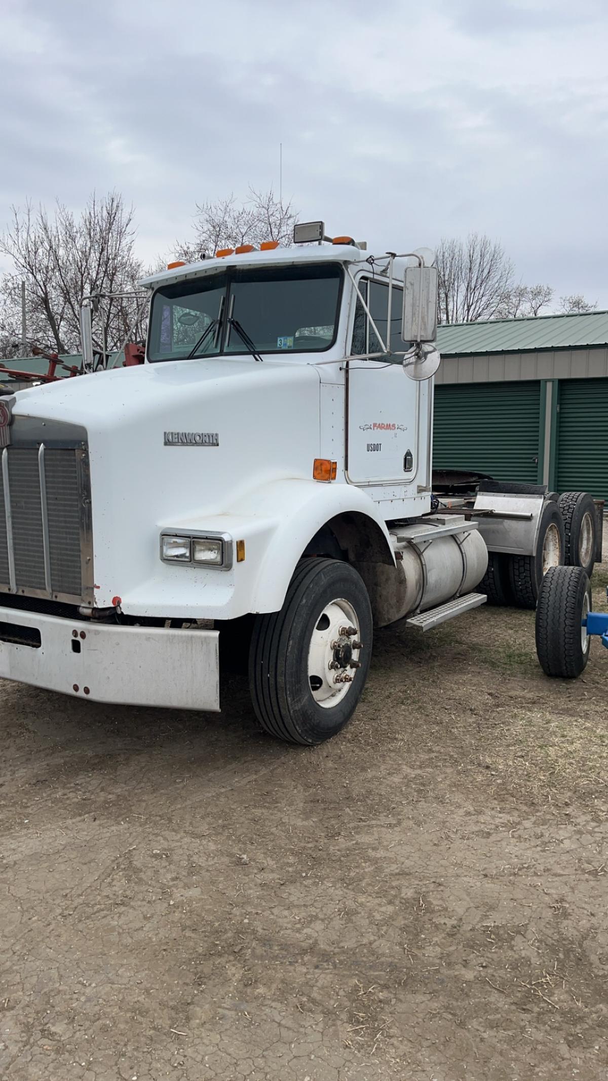 1987 Kenworth Day Cab Semi