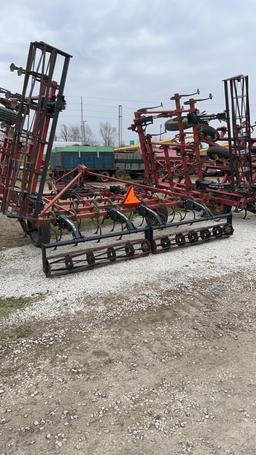 Case IH 365 Danish Tine Field Cultivator