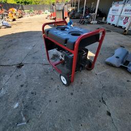 Briggs 5000W Portable Generator