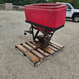 Boss Tailgate Spreader