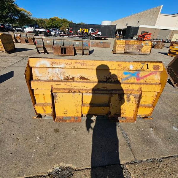IDEAL 6' Skid Steer Pusher