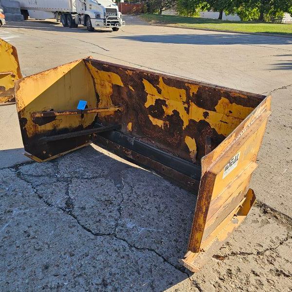 IDEAL 6' Skid Steer Pusher