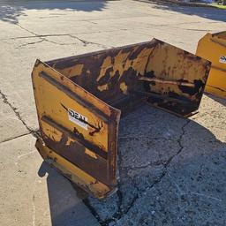 IDEAL 6' Skid Steer Pusher