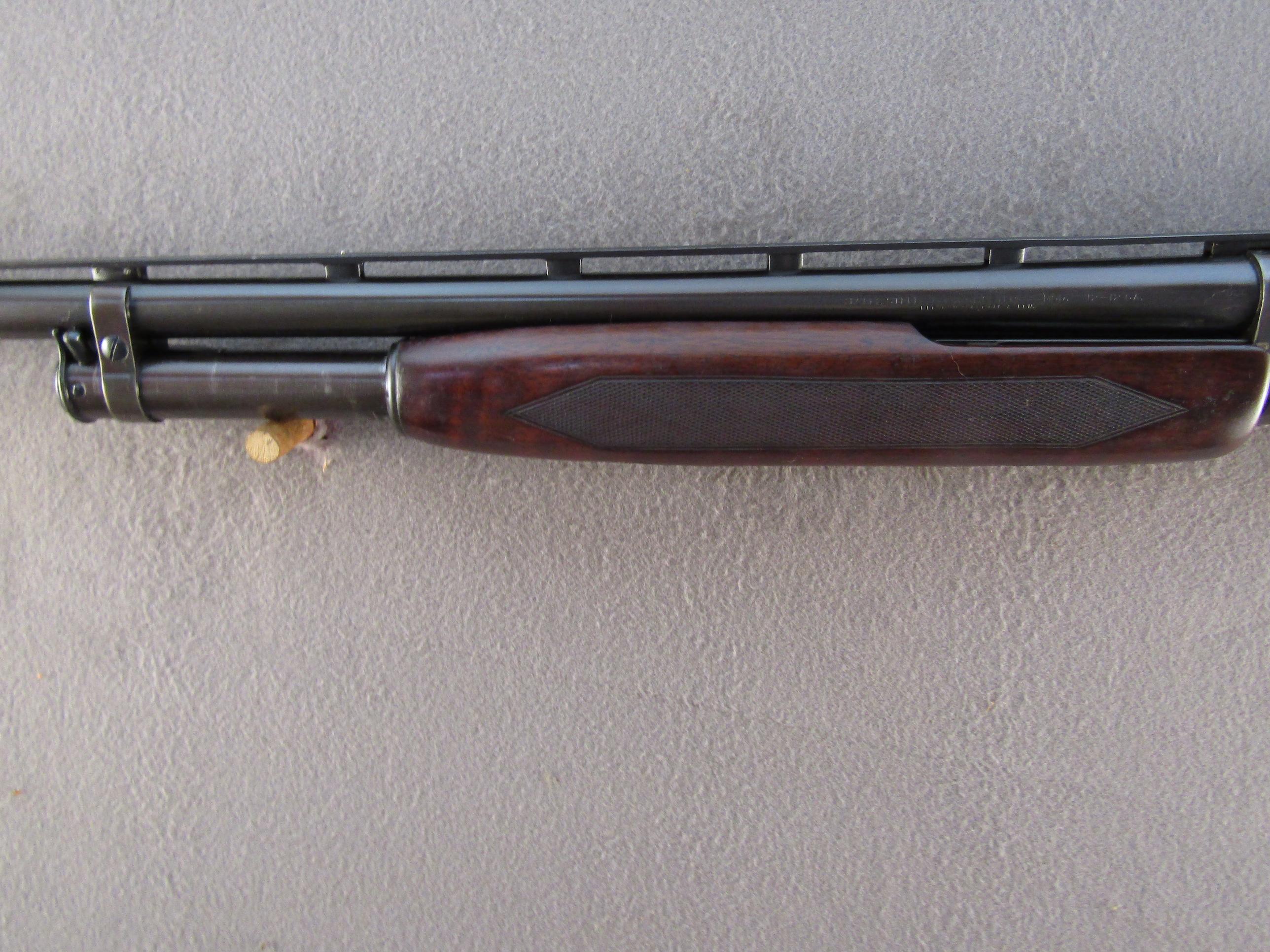 WINCHESTER MODEL 12 TRAP , 12GA PUMP ACTION SHOTGUN, S#277234