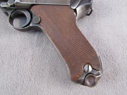 handgun: DWM MANUFACTURED ARTILLERY LUGER, 9MM SEMI AUTO PISTOL, S#3781L