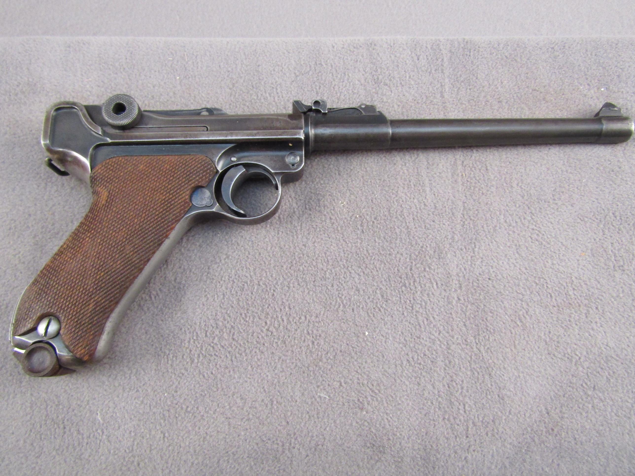 handgun: DWM MANUFACTURED ARTILLERY LUGER, 9MM SEMI AUTO PISTOL, S#3781L