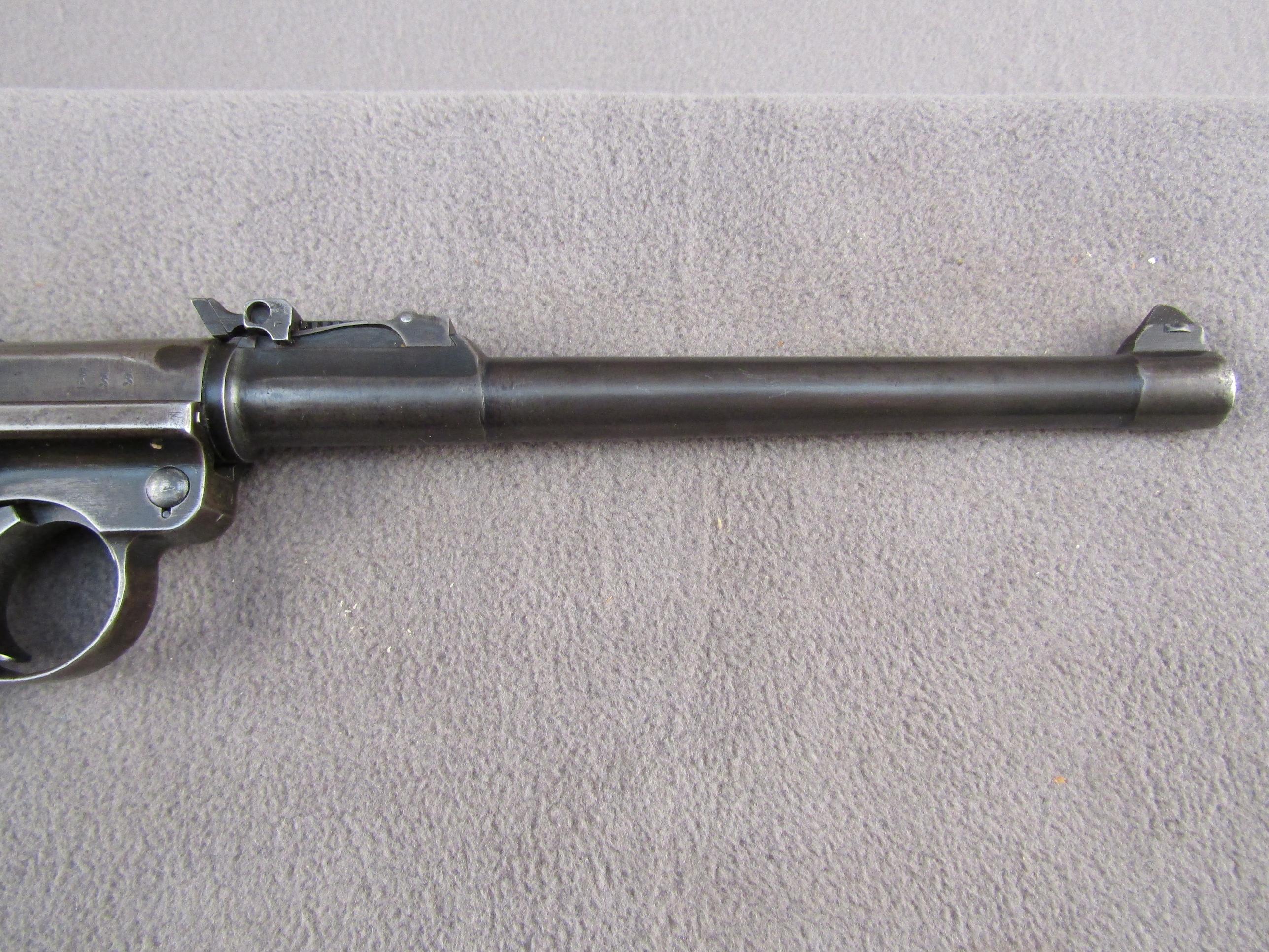 handgun: DWM MANUFACTURED ARTILLERY LUGER, 9MM SEMI AUTO PISTOL, S#3781L