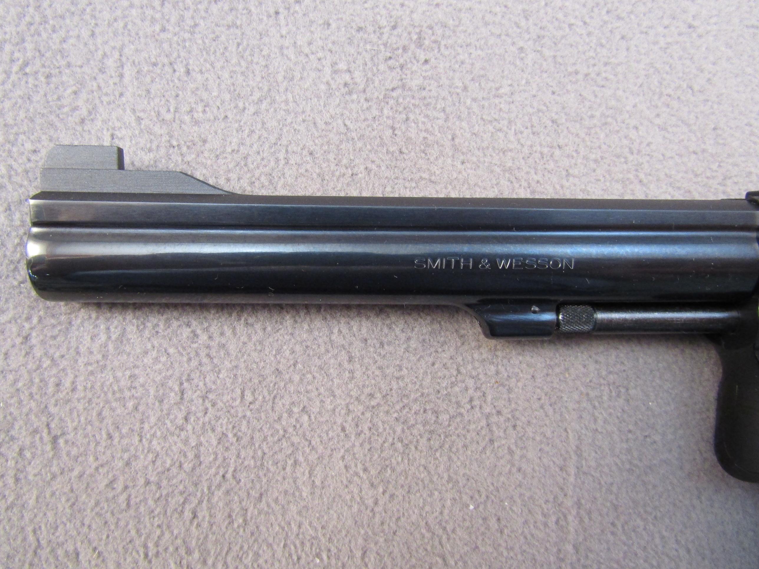 handgun: SMITH & WESSON MODEL 17-6, 22CAL DOUBLE ACTION REVOLVER, S#BDZ5647