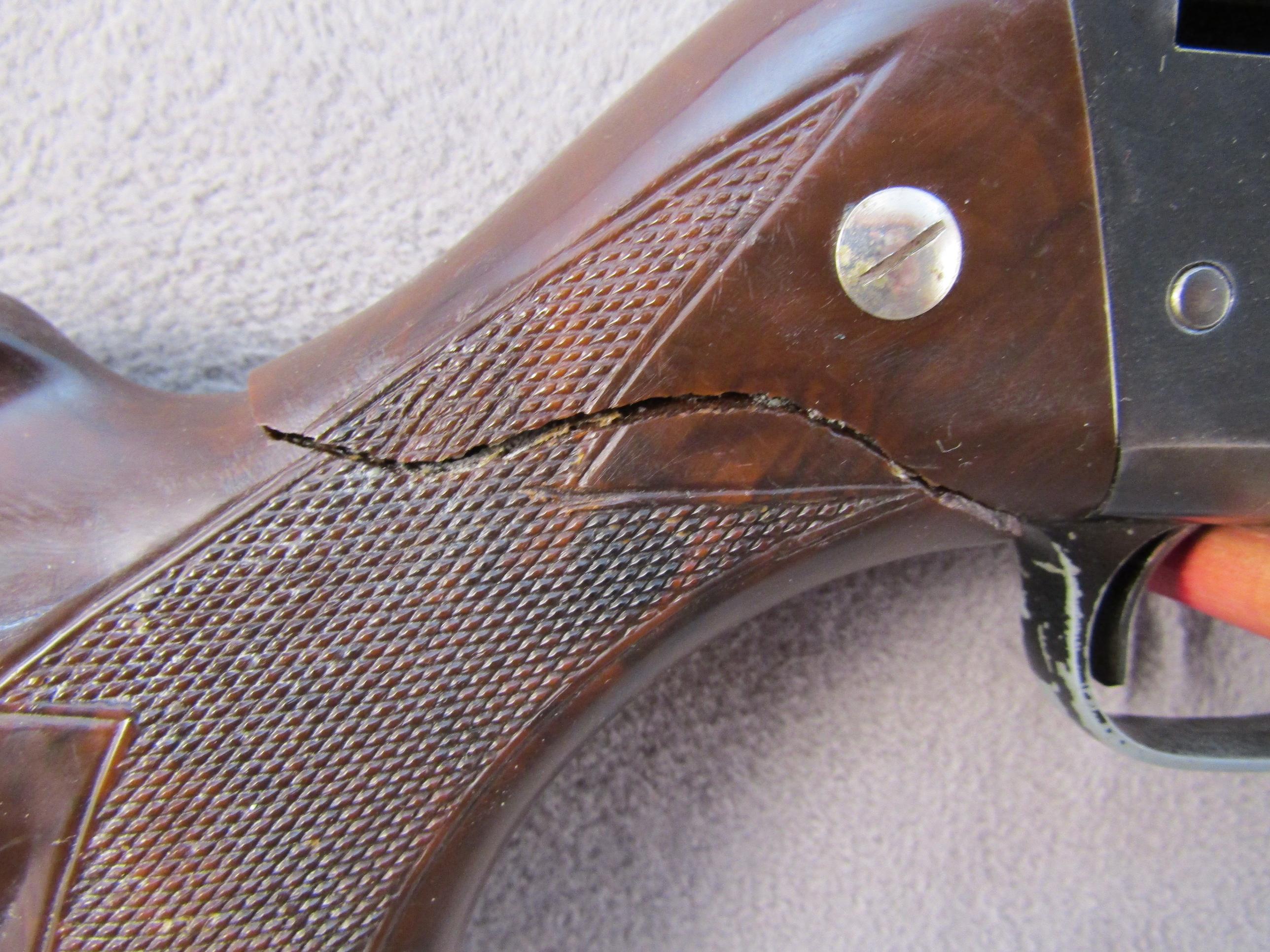 STEVENS MODEL 124C, 12GA BOLT ACTION SHOTGUN, NVSN