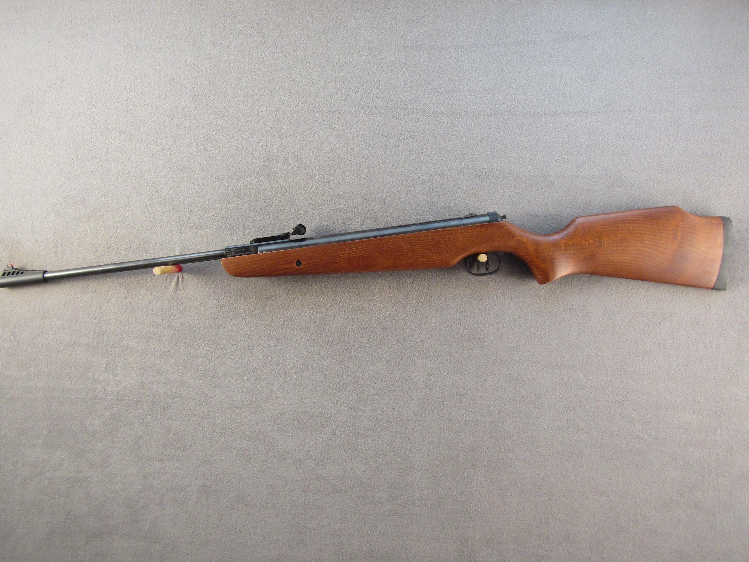 bb gun: RUGER Model Airhawk, 177cal, S#000045823