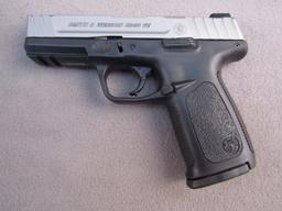 handgun: S&W Model SD4OVE, Semi-Auto Pistol, 40S&W, 14 shot, 4" barrel, S#HEF2972