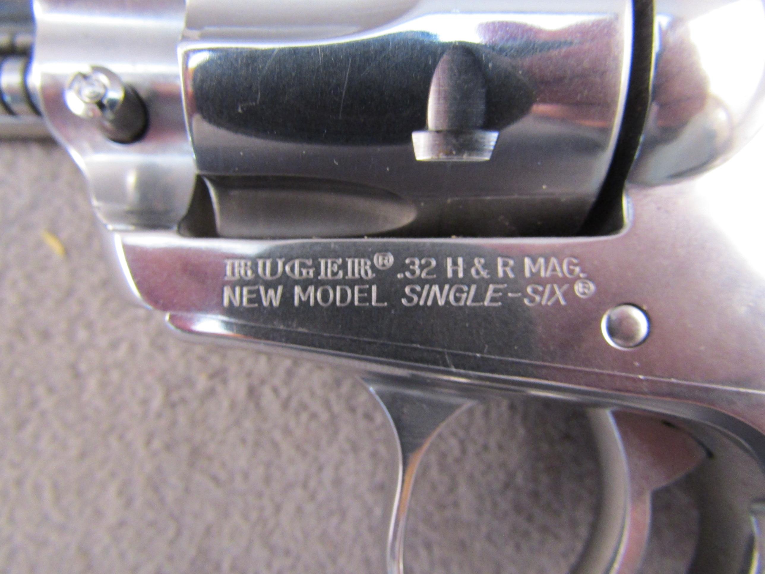 handgun: RUGER New Model Single-Six, Revolver, .32 H&R mag, 6 shot, 4.5" barrel, S#65039461