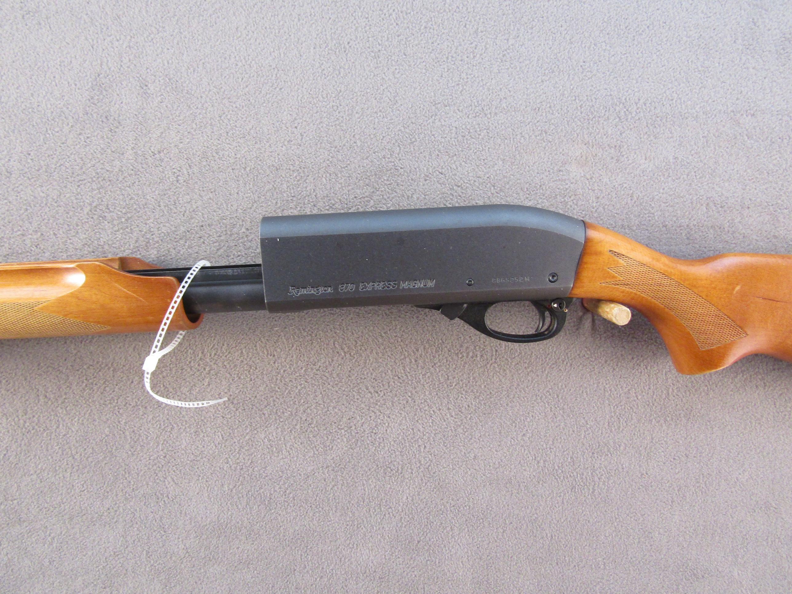 REMINGTON Model 870 Express, Pump-Action Shotgun, 12g, S#0865252M