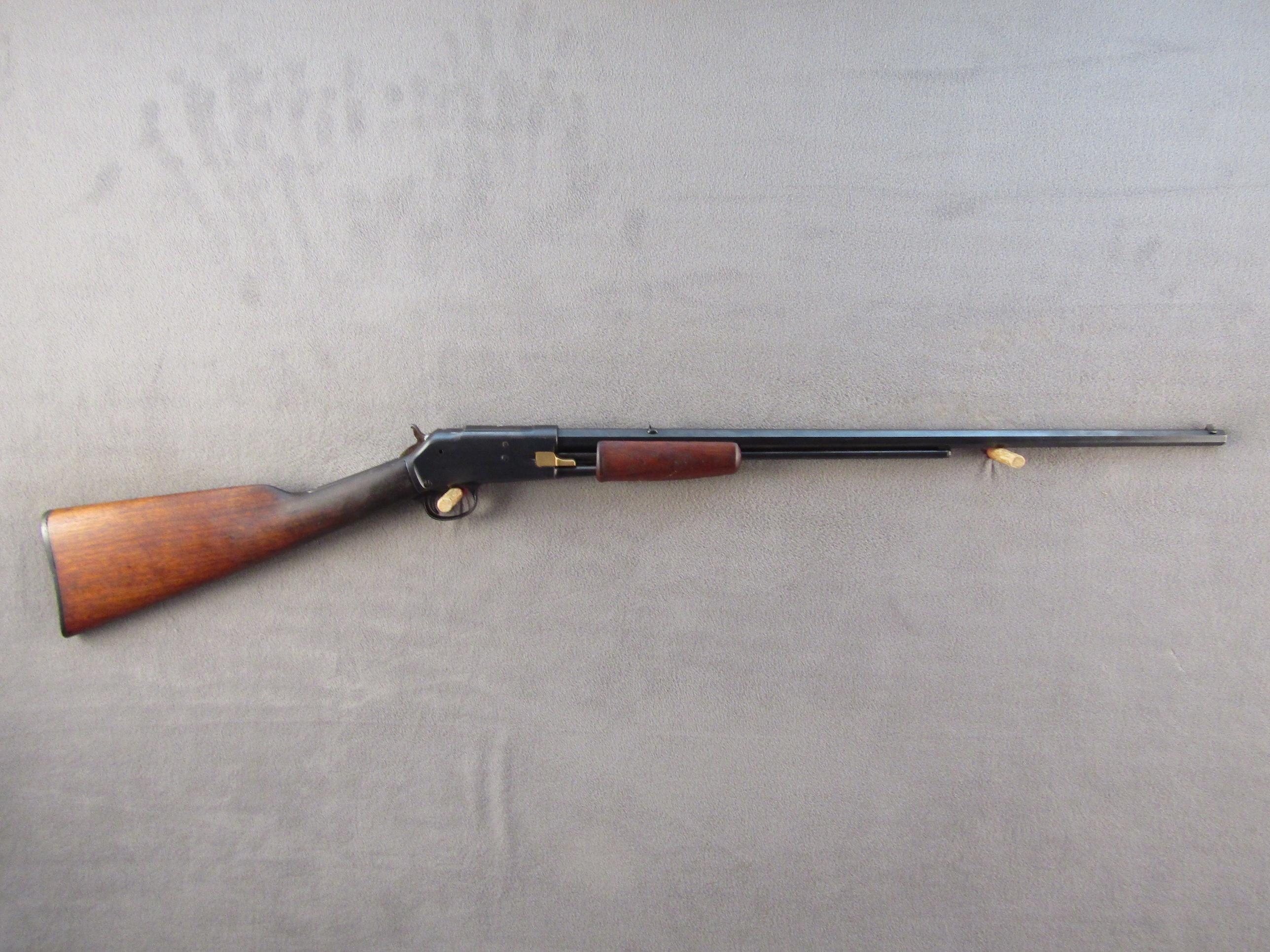 COLT Model Lightning, Pump-Action Rifle, .22 s&l, S#44092