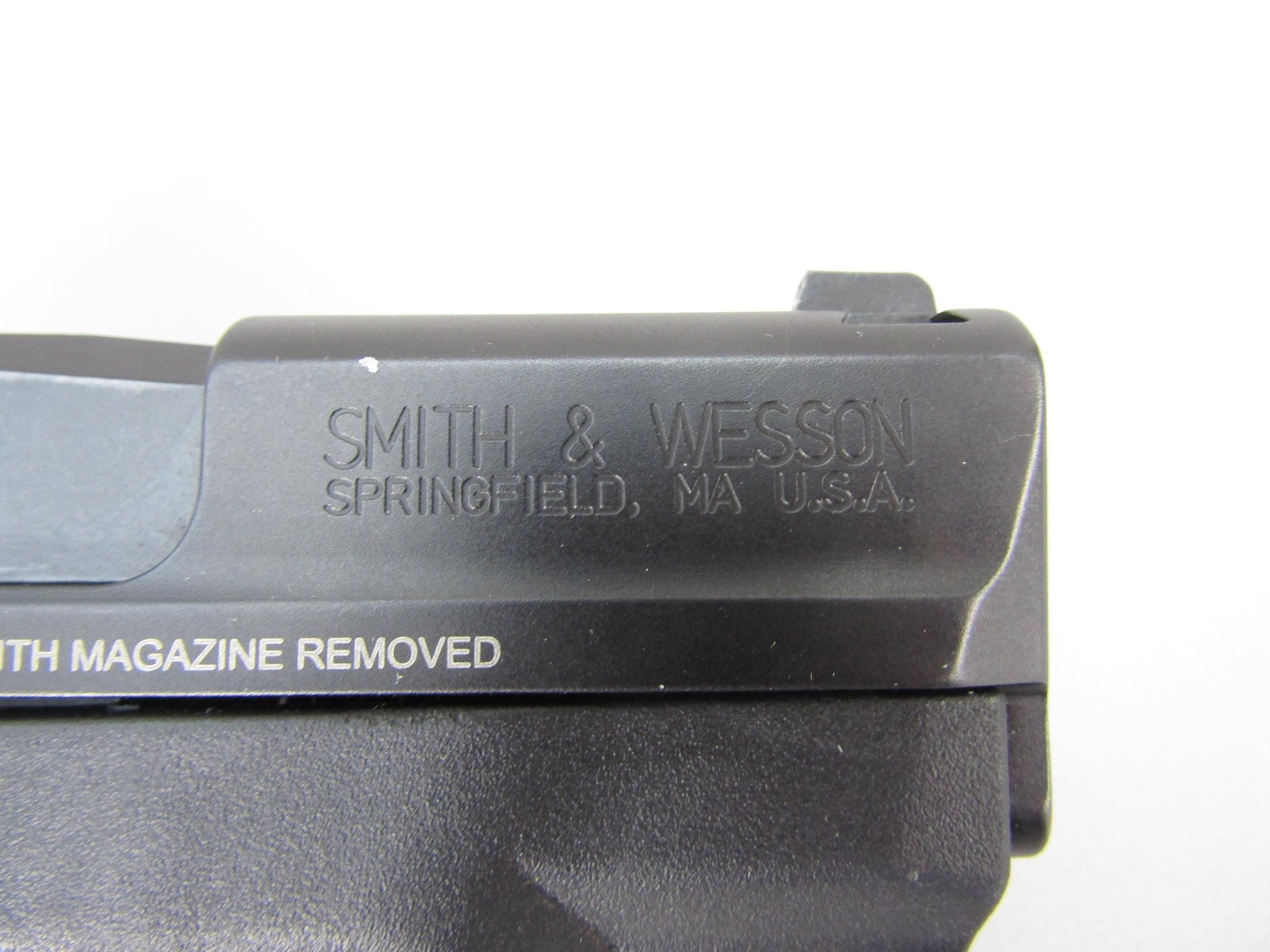 handgun: S&W Model M&P 40 Shield, Semi-Auto Pistol, .40, 7 shot, 3" barrel, 6" overall, S#HTH4332