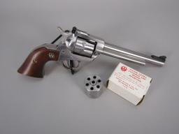 handgun: RUGER Model New Model Single-Six, Revolver, .22, 6 shot, 6 3/4" bbl, 12" overall S#66-12549