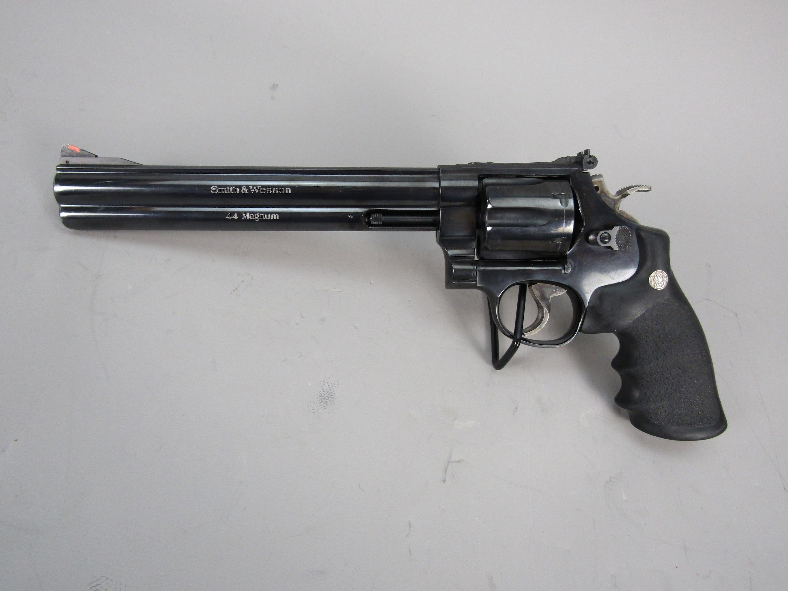 handgun: S&W Model 29-5 Classic DX, Revolver, .44Mag, 6 shot, 8 1/4" bbl, 13 1/2" overall, S#BKF5889