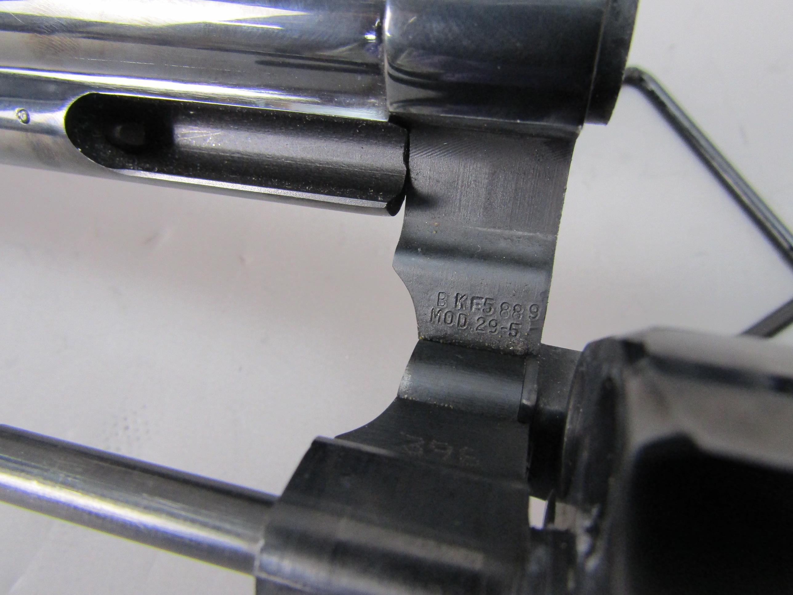 handgun: S&W Model 29-5 Classic DX, Revolver, .44Mag, 6 shot, 8 1/4" bbl, 13 1/2" overall, S#BKF5889