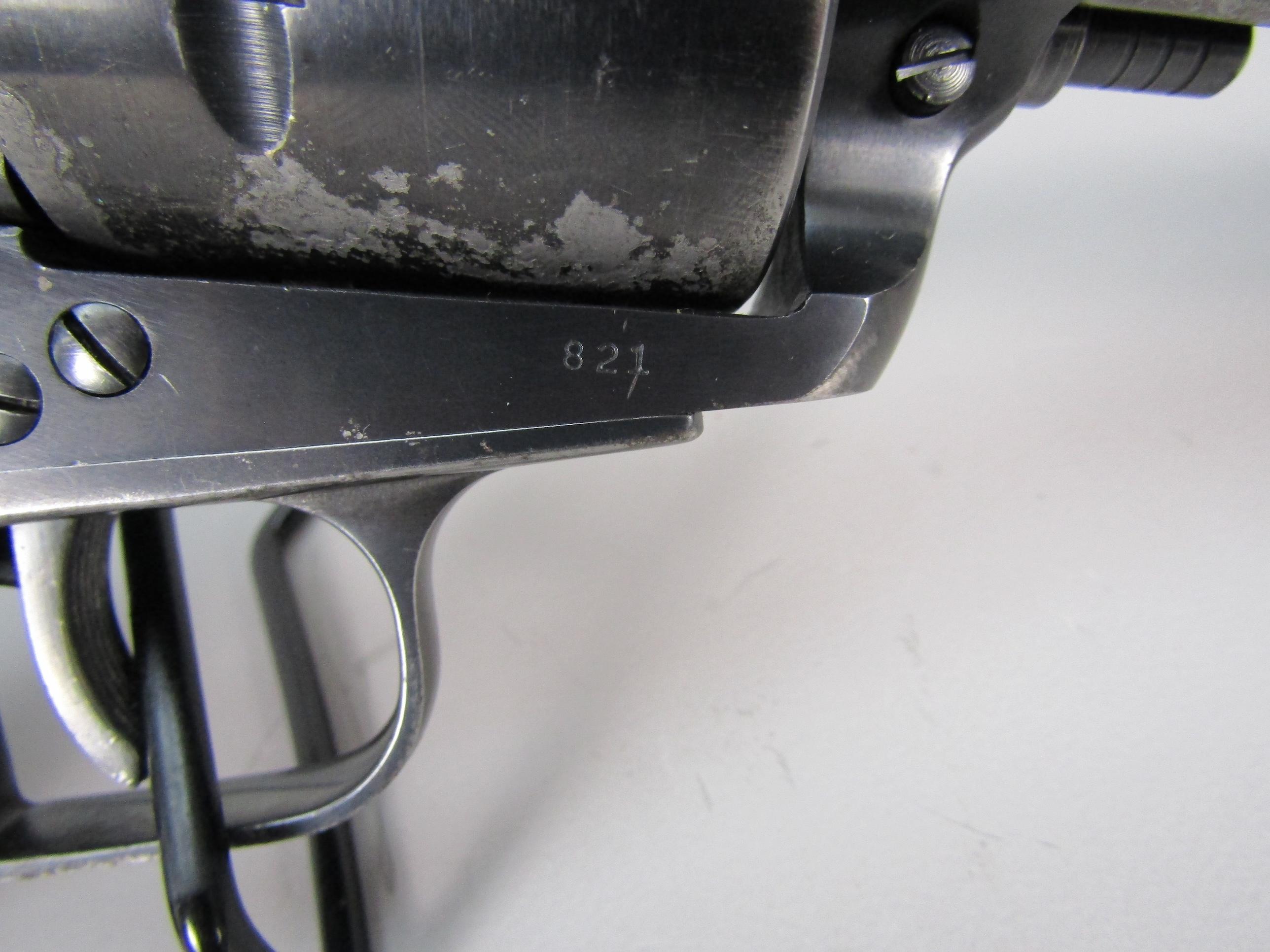 handgun: RUGER Model Super Blackhawk, Revolver, .44Mag, 6 shot, 7 1/2" barrel, 13" overall, S#821