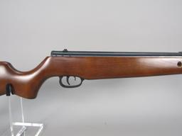 pellet gun: CROSSMAN Model Marksman 45, S#M55768