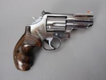 handgun: S&W Model 66-3, Revolver, .357Mag/.38spl, 6 shot, 2 1/2" barrel, 7" overall, S#BNV3821